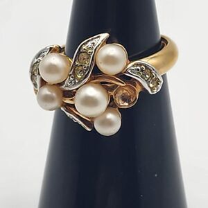 Avon Garden Party Faux Pearl & Rhinestone Ring